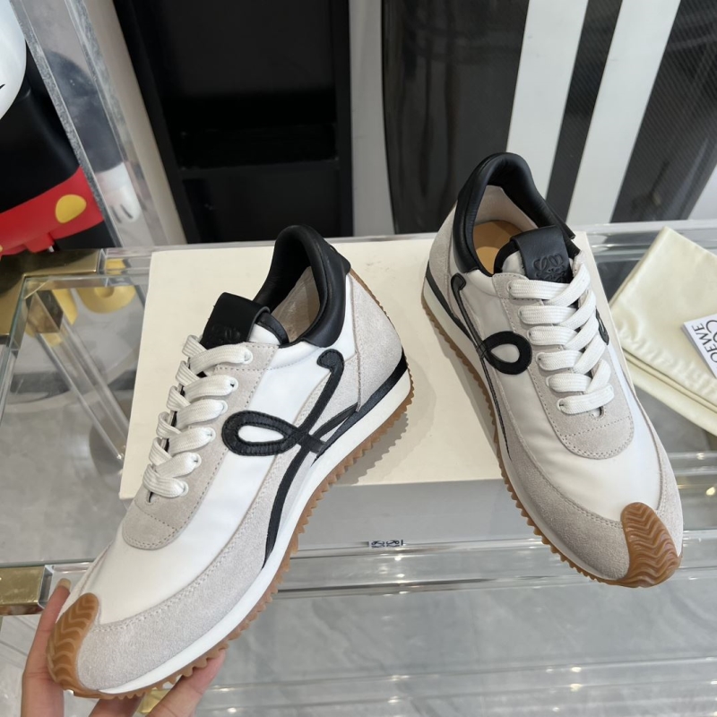 Loewe Sneakers